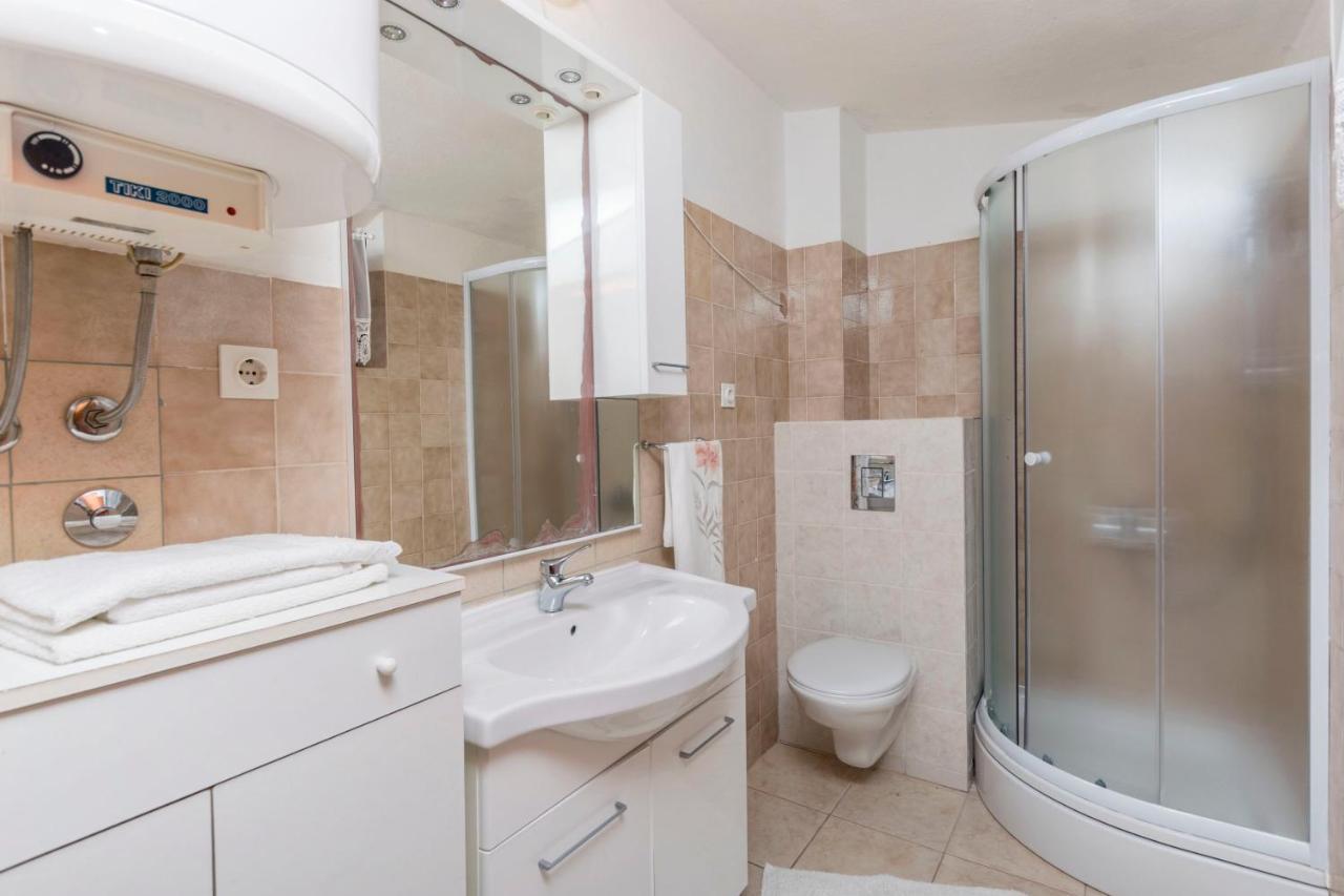 Apartments Dragica Donji Okrug  Bagian luar foto