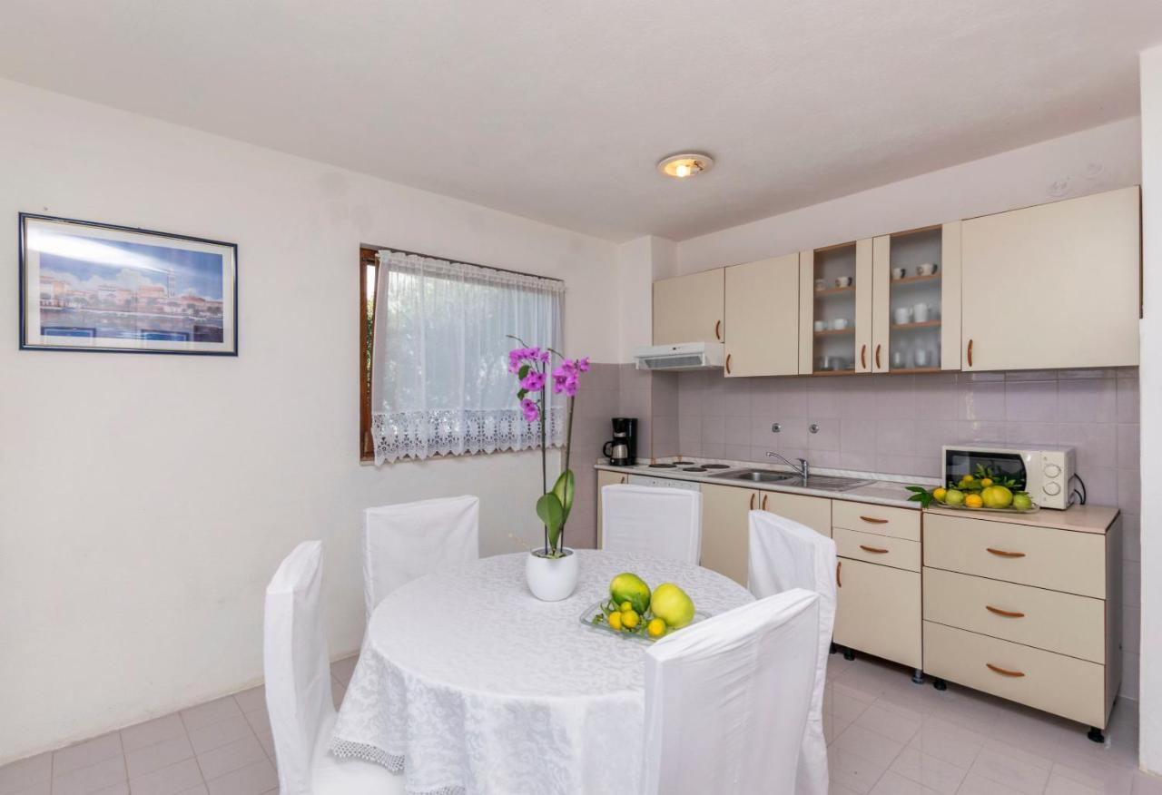 Apartments Dragica Donji Okrug  Bagian luar foto